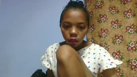 Snapshot of rosah225127 chatting on 04.17.26 rosah225127 online show from 04.17.26