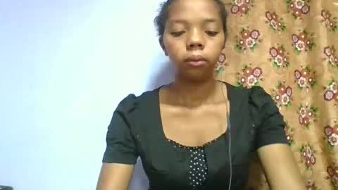 Snapshot of rosah225127 chatting on 04.19.26 rosah225127 online show from 04.19.26