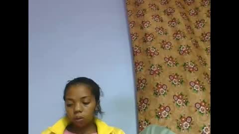 Snapshot of rosah225127 chatting on 05.03.26 rosah225127 online show from 05.03.26
