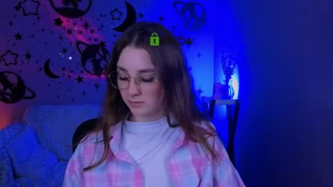 Snapshot of rosalie_swan3 chatting on 04.21.26 Black Swan online show from 04.21.26