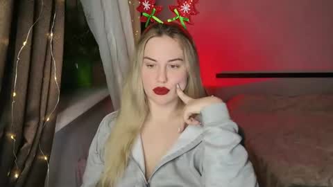 Rosali online show from 12.18.25