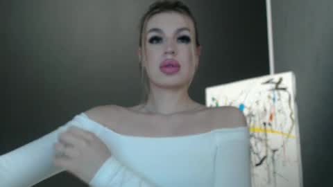 Snapshot of rosaline_ly chatting on 09.13.25 Rosalina online show from 09.13.25