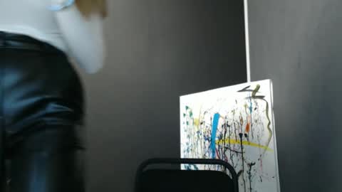 Snapshot of rosaline_ly chatting on 10.05.25 Rosalina online show from 10.05.25