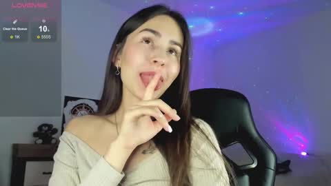 Snapshot of rosalion chatting on 11.16.25 Kerry online show from 11.16.25