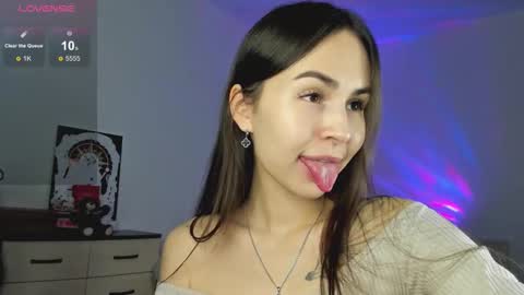 Snapshot of rosalion chatting on 11.21.25 Kerry online show from 11.21.25