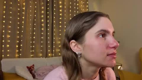 Snapshot of rosalvaulman chatting on 01.09.26 Kylie online show from 01.09.26