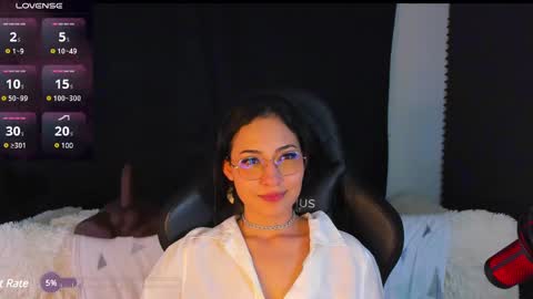 Snapshot of rosario215_ chatting on 01.06.25 Rosario online show from 01.06.25