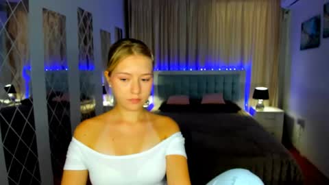 RosaRising online show from 06.14.26