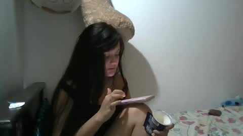 Snapshot of rose_077 chatting on 06.06.26 Rose online show from 06.06.26