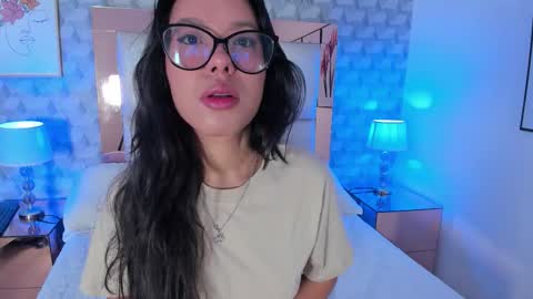 Snapshot of rose_allure chatting on 02.20.26 Rose allure online show from 02.20.26