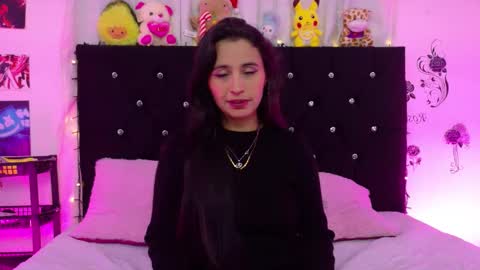 Snapshot of rose_smiley1 chatting on 01.17.26 Rose online show from 01.17.26