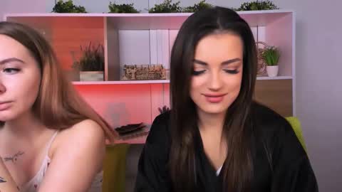 Snapshot of rose_style chatting on 10.24.25 rose online show from 10.24.25