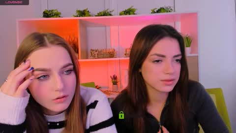 Snapshot of rose_style chatting on 10.27.25 rose online show from 10.27.25