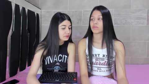 Rose y Miah online show from 01.04.25