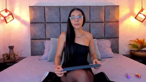 roseaurora online show from 05.11.26