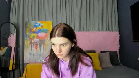 Snapshot of roseblanche2k chatting on 12.14.25 Florin online show from 12.14.25