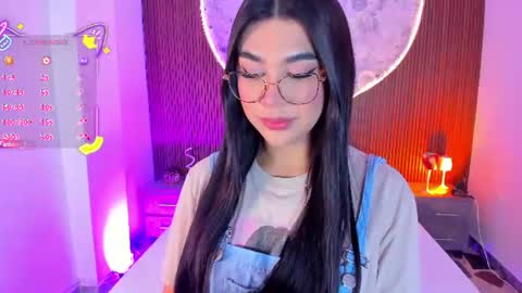 Snapshot of rosecassie chatting on 06.09.26 Rose online show from 06.09.26