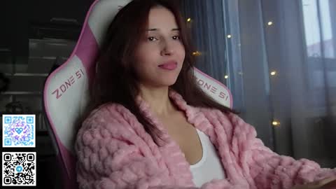 roseess_ online show from 01.19.25