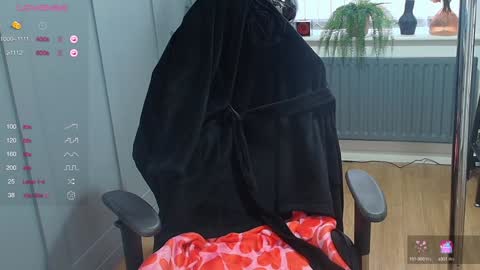 Snapshot of rosekate97 chatting on 02.05.25 rose97 online show from 02.05.25