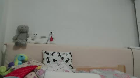 Rose online show from 02.24.25