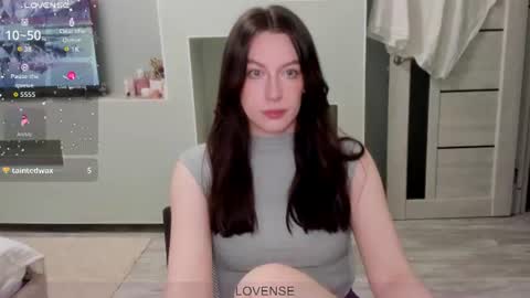 Snapshot of rosepage chatting on 07.12.26 Julia online show from 07.12.26