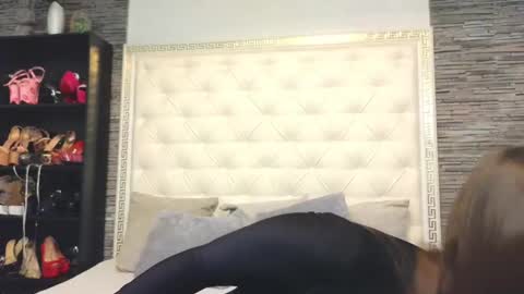 Gabriela online show from 03.10.25