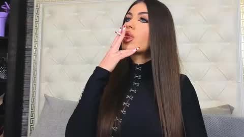 Snapshot of rosevanessa chatting on 01.12.26 Gabriela online show from 01.12.26