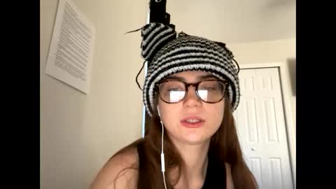 Snapshot of roseyla1 chatting on 02.02.26 roseyla1 online show from 02.02.26