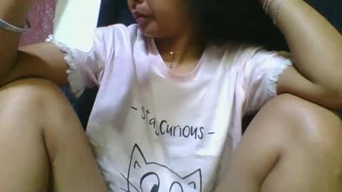 rosia685234 online show from 12.21.25