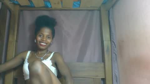 Snapshot of rosiahot1 chatting on 02.20.25 rosia online show from 02.20.25