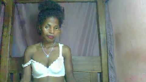 Snapshot of rosiahot1 chatting on 02.27.25 rosia online show from 02.27.25