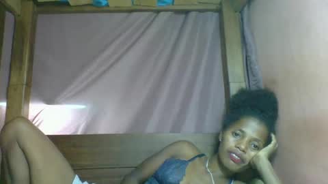 Snapshot of rosiahot1 chatting on 03.02.25 rosia online show from 03.02.25