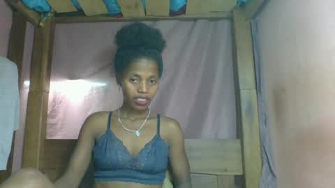 Snapshot of rosiahot1 chatting on 03.03.25 rosia online show from 03.03.25
