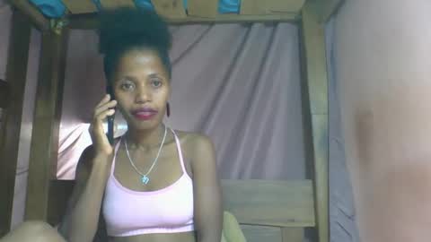 Snapshot of rosiahot1 chatting on 03.05.25 rosia online show from 03.05.25