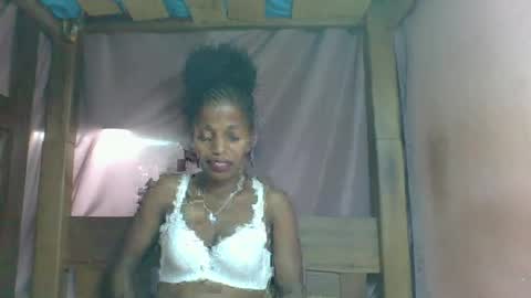 Snapshot of rosiahot1 chatting on 03.08.25 rosia online show from 03.08.25