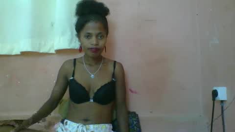 Snapshot of rosiahot1 chatting on 03.10.25 rosia online show from 03.10.25