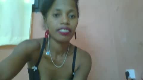 Snapshot of rosiahot1 chatting on 03.10.25 rosia online show from 03.10.25