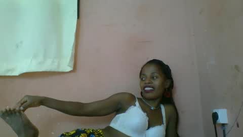 Snapshot of rosiahot1 chatting on 03.12.25 rosia online show from 03.12.25