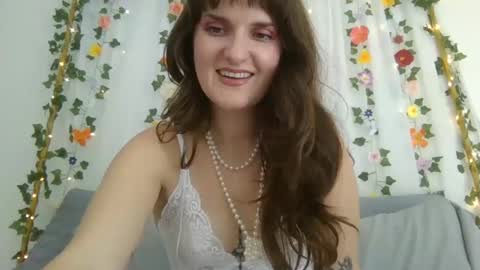 rosie_woods online show from 10.09.25