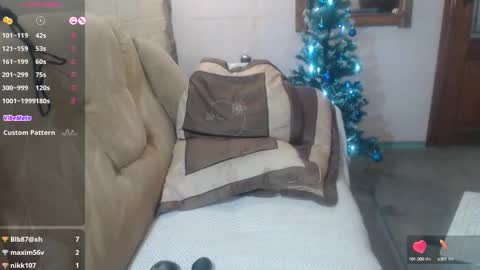 Snapshot of rosiecarlyne chatting on 12.09.24 RosieCarlyne online show from 12.09.24