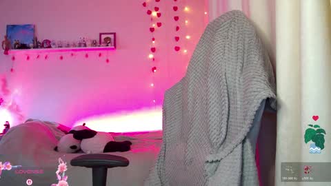 RosieNana online show from 04.10.26