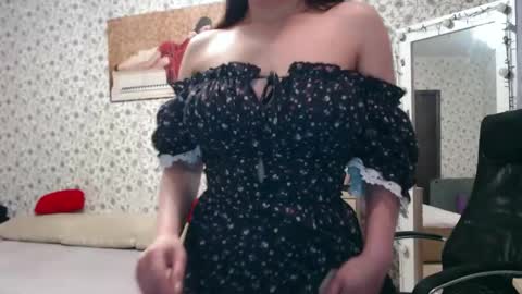 Rosie is waiting for YOU online show from 03.02.25