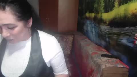 Snapshot of rositasky chatting on 09.30.25 RositaSky online show from 09.30.25