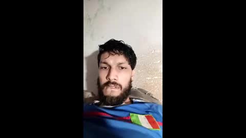 Snapshot of roskof69 chatting on 11.11.25 Ribuu online show from 11.11.25