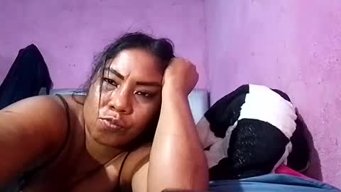 Snapshot of rosmerynava chatting on 12.14.24 rosmerynavarro online show from 12.14.24