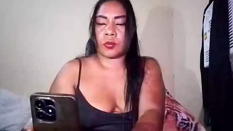 Snapshot of rosmerynava chatting on 09.09.25 rosmerynavarro online show from 09.09.25