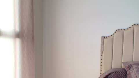 Ross BakerHot online show from 02.19.25