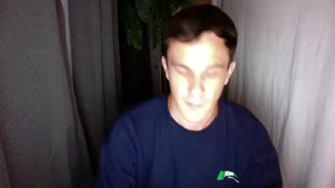 Snapshot of rosscollab chatting on 11.14.25 RossCollab online show from 11.14.25