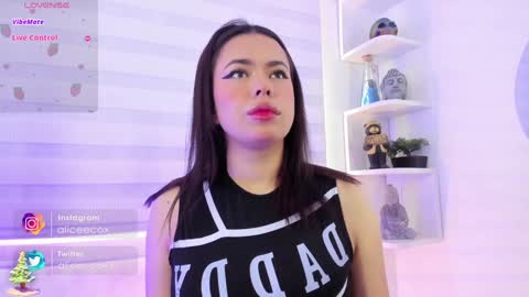   online show from 01.04.25