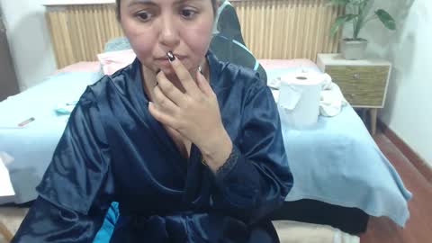 Snapshot of rosse_meyer chatting on 10.23.25 MY NAME IS ROSSE online show from 10.23.25